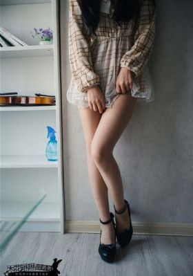欧美刺激脚交footjob_BD韩语超清免费观看