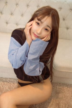 欧美贵妇瑜伽_超清手机在线观看