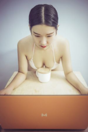 韩国视频成人情事_720韩国电影在线观看