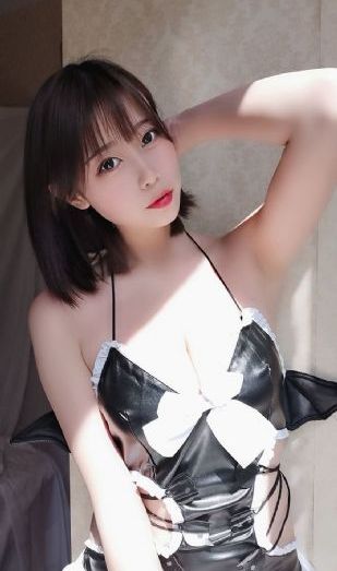 欧美草在线_1080P电影完整版在线观看