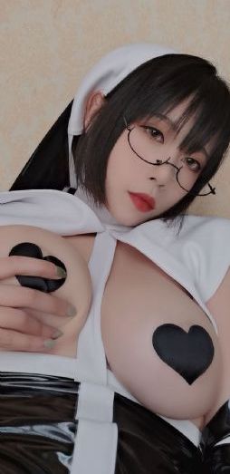 欧美巨乳在线影院_免费观看
