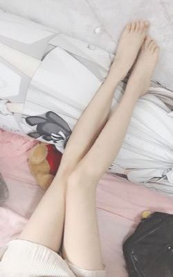 欧美女图片海边叼烟_国产剧免费观看